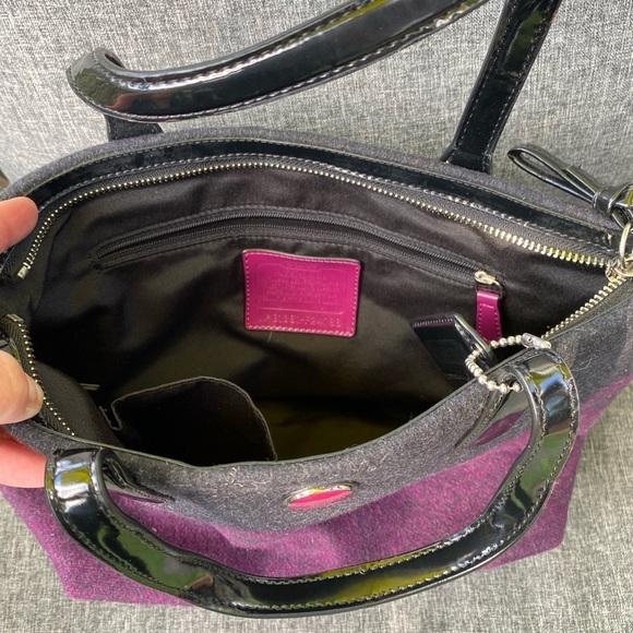 Coach |  gorgeous wool purse F24786 - Picture 6 of 14